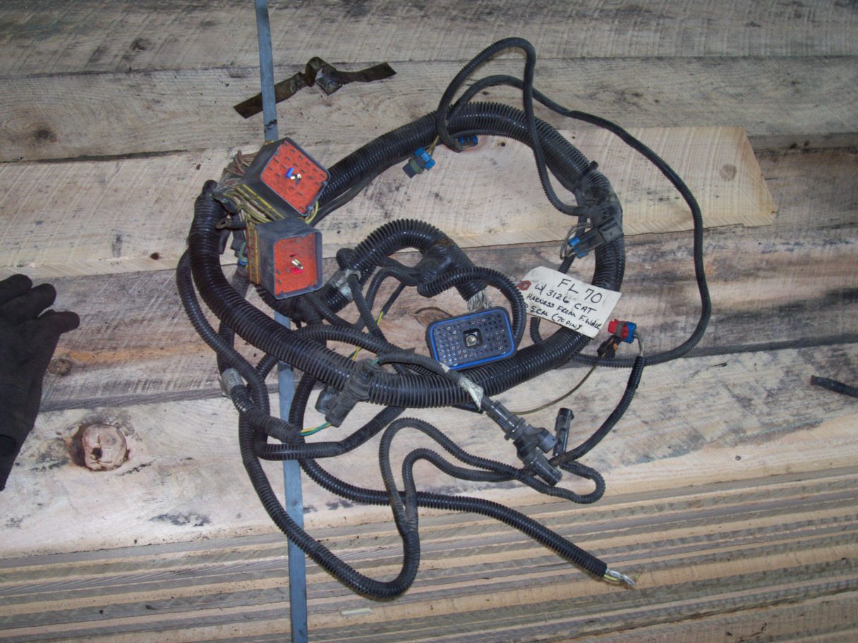 Wire Harness offered by White & Bradstreet, Inc. 2000 freightliner fl70 fuse diagram 